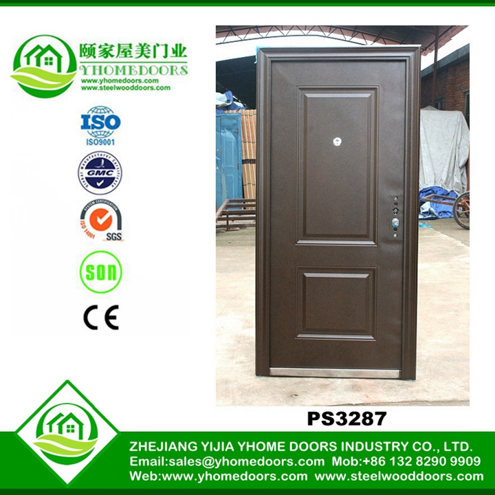 door track,doors to bedrooms,electric doors